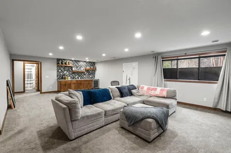 2251 Cleveland Avenue N Roseville MN 55113