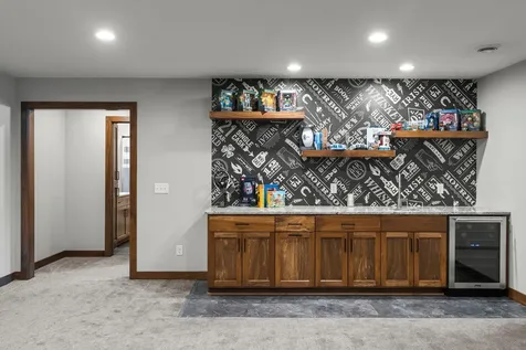 2251 Cleveland Avenue N Roseville MN 55113