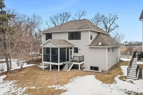 2251 Cleveland Avenue N Roseville MN 55113