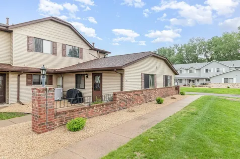 151 96th Lane NE Blaine MN 55434