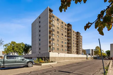 1110 3rd Avenue N Fargo ND 58102