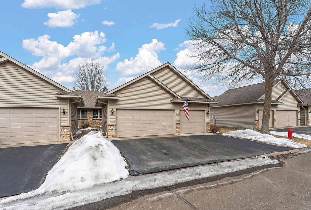 5568 129th Drive N Hugo MN 55038