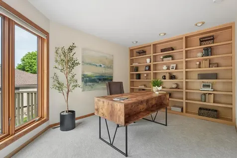 782 Evergreen Knolls Mendota Heights MN 55118