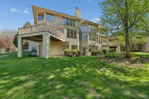 782 Evergreen Knolls Mendota Heights MN 55118