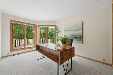 782 Evergreen Knolls Mendota Heights MN 55118
