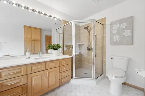 782 Evergreen Knolls Mendota Heights MN 55118
