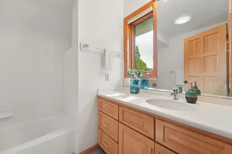 782 Evergreen Knolls Mendota Heights MN 55118