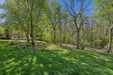 782 Evergreen Knolls Mendota Heights MN 55118