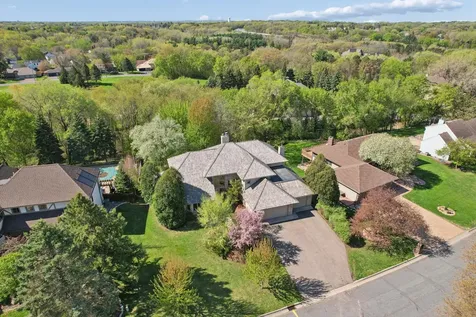 782 Evergreen Knolls Mendota Heights MN 55118