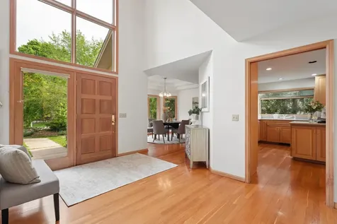 782 Evergreen Knolls Mendota Heights MN 55118