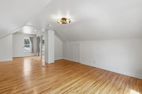 8352 Nicollet Avenue S Bloomington MN 55420