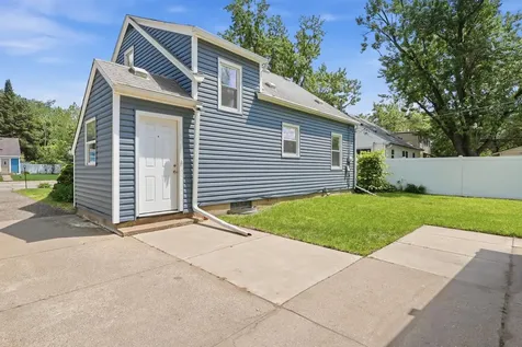 8352 Nicollet Avenue S Bloomington MN 55420