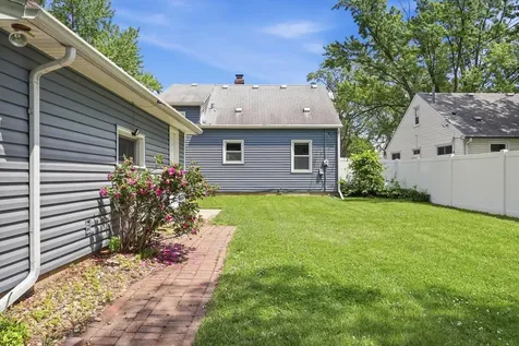 8352 Nicollet Avenue S Bloomington MN 55420