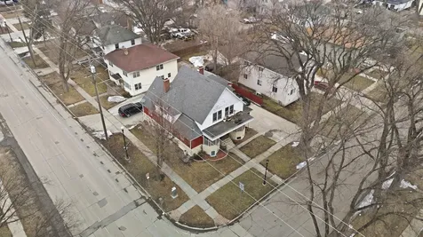 1219 10th Avenue N Fargo ND 58102