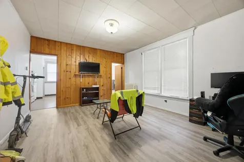 1219 10th Avenue N Fargo ND 58102