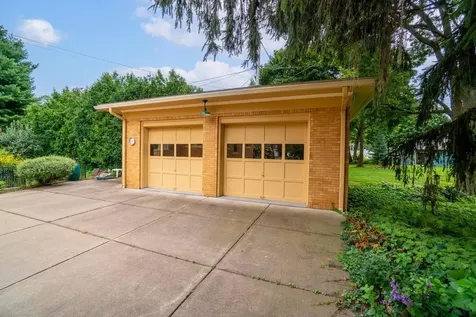 707 W Columbia Street Chippewa Falls WI 54729
