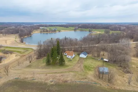 22845 NE Pickerel Lake Road Detroit Lakes MN 56501