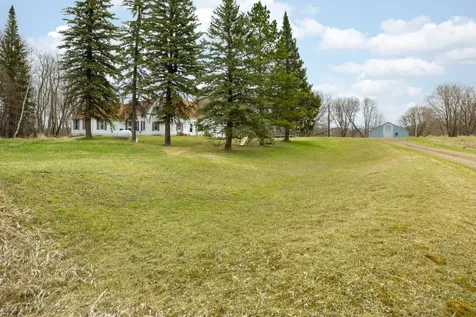 22845 NE Pickerel Lake Road Detroit Lakes MN 56501