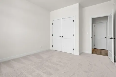 5156 Mira Way W West Fargo ND 58078
