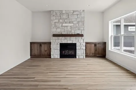 5156 Mira Way W West Fargo ND 58078