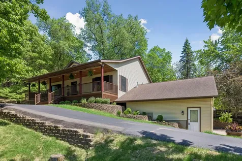 2271 Twin Bluff Road Red Wing MN 55066
