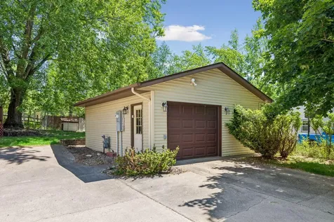 2271 Twin Bluff Road Red Wing MN 55066