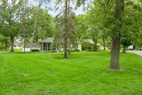1501 Valders Avenue N Golden Valley MN 55427