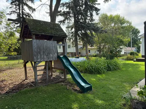 811 E Division Street Elbow Lake MN 56531