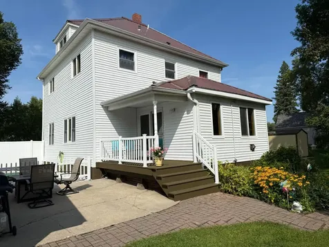 811 E Division Street Elbow Lake MN 56531