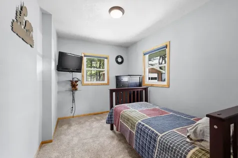 2114 Pine View Boulevard Motley MN 56466
