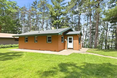 2114 Pine View Boulevard Motley MN 56466