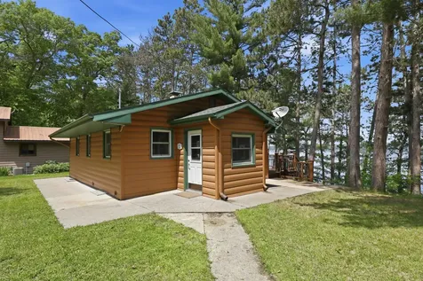 2114 Pine View Boulevard Motley MN 56466