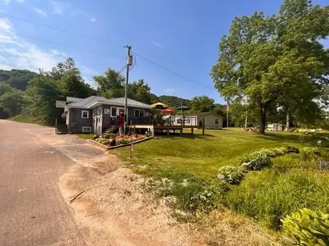 5349 County 249 Caledonia MN 55921