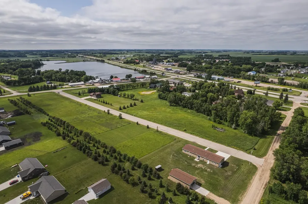 LT1BLK1 Partridge Street Audubon MN 56511