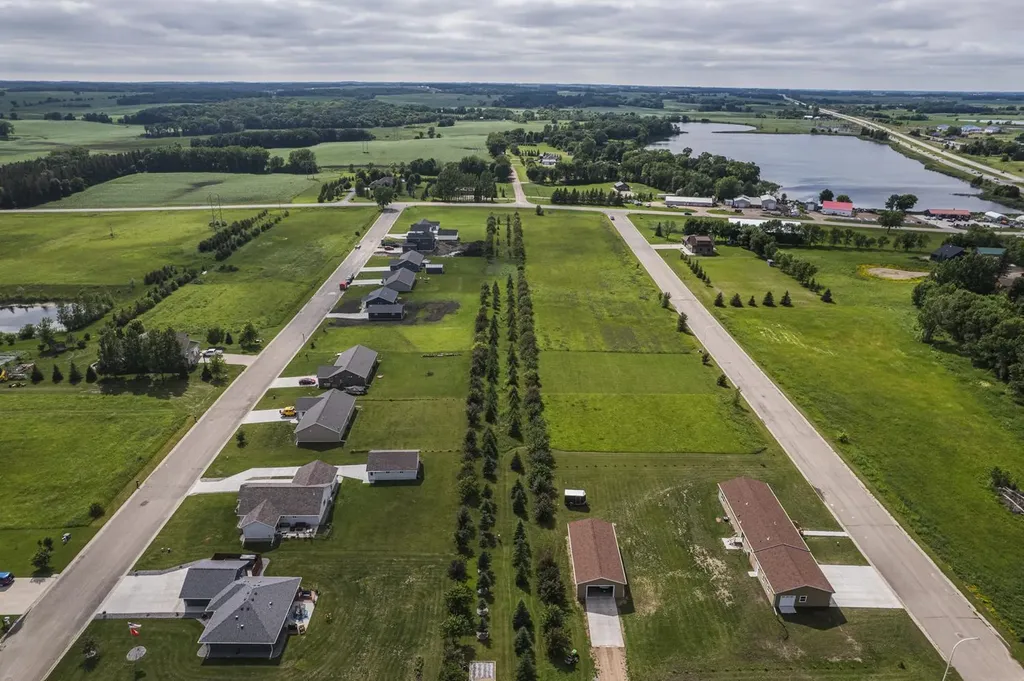 107 Pheasant Street Audubon MN 56511