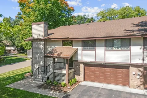1595 Four Oaks Road Eagan MN 55121
