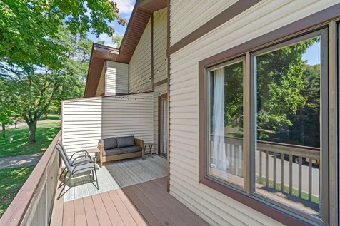 1595 Four Oaks Road Eagan MN 55121