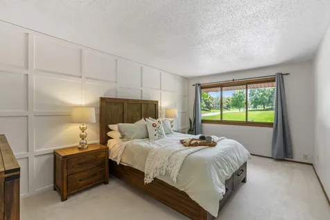 1595 Four Oaks Road Eagan MN 55121