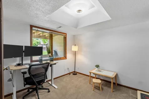 1595 Four Oaks Road Eagan MN 55121