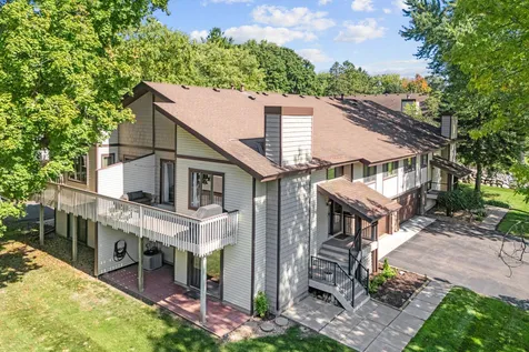 1595 Four Oaks Road Eagan MN 55121