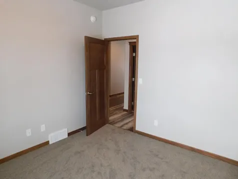 4203 Pine Parkway S Fargo ND 58104