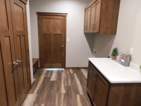 4203 Pine Parkway S Fargo ND 58104