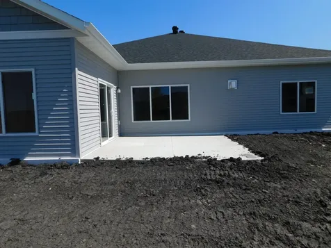 4203 Pine Parkway S Fargo ND 58104