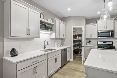 515 Marsh Path Norwood Young America MN 55397