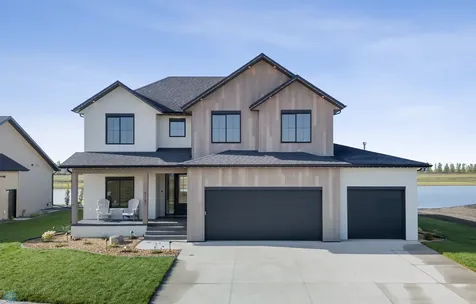 8147 Memory Lane Horace ND 58047
