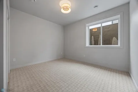8153 Memory Lane Horace ND 58047