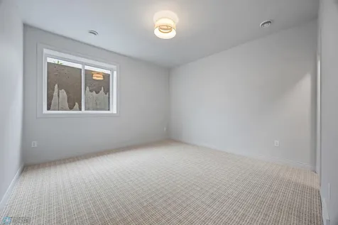 8153 Memory Lane Horace ND 58047