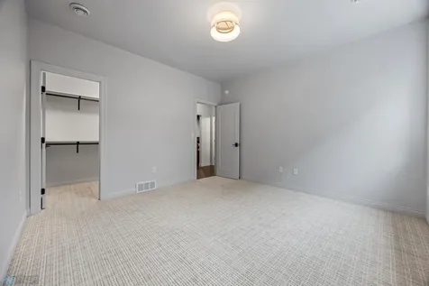 8153 Memory Lane Horace ND 58047