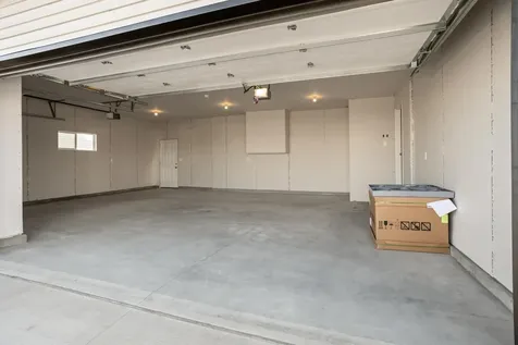 6732 32nd Street S Fargo ND 58104