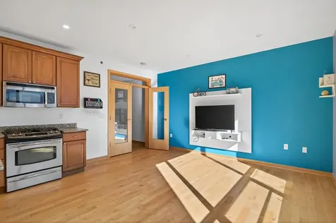 3104 W Lake Street Minneapolis MN 55416